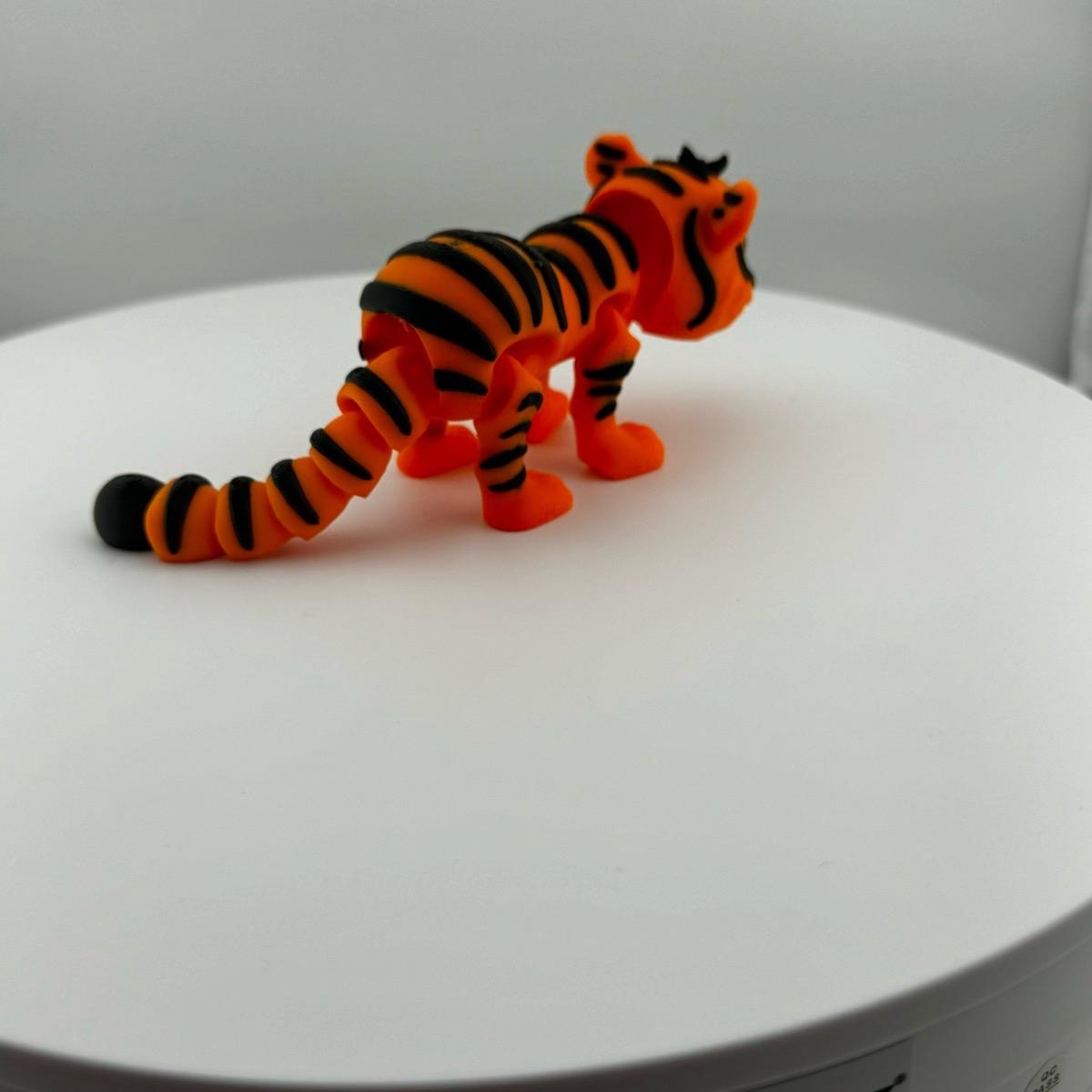 Articulating Tiger