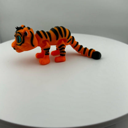 Articulating Tiger