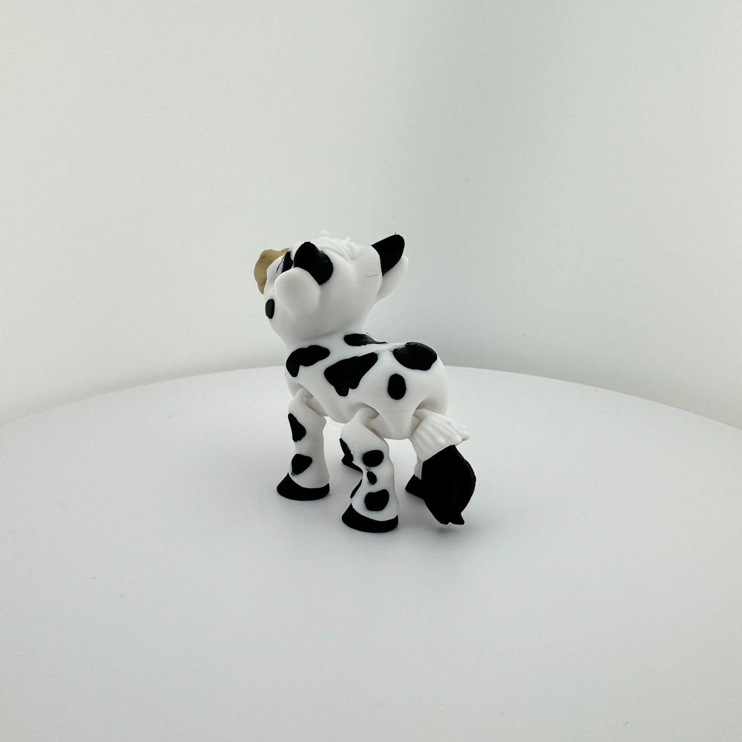 Articulating Baby Cow