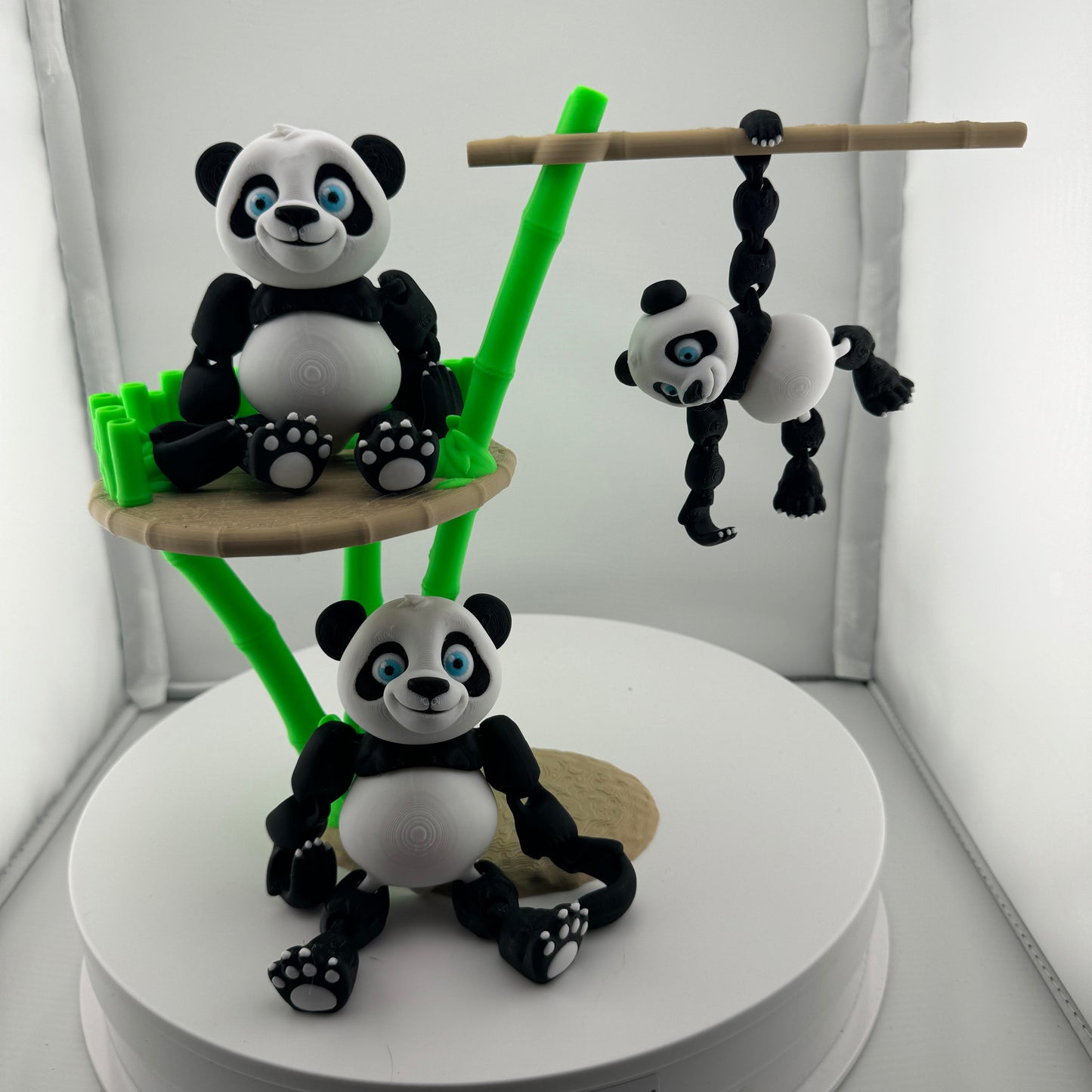 Articulating Panda Family