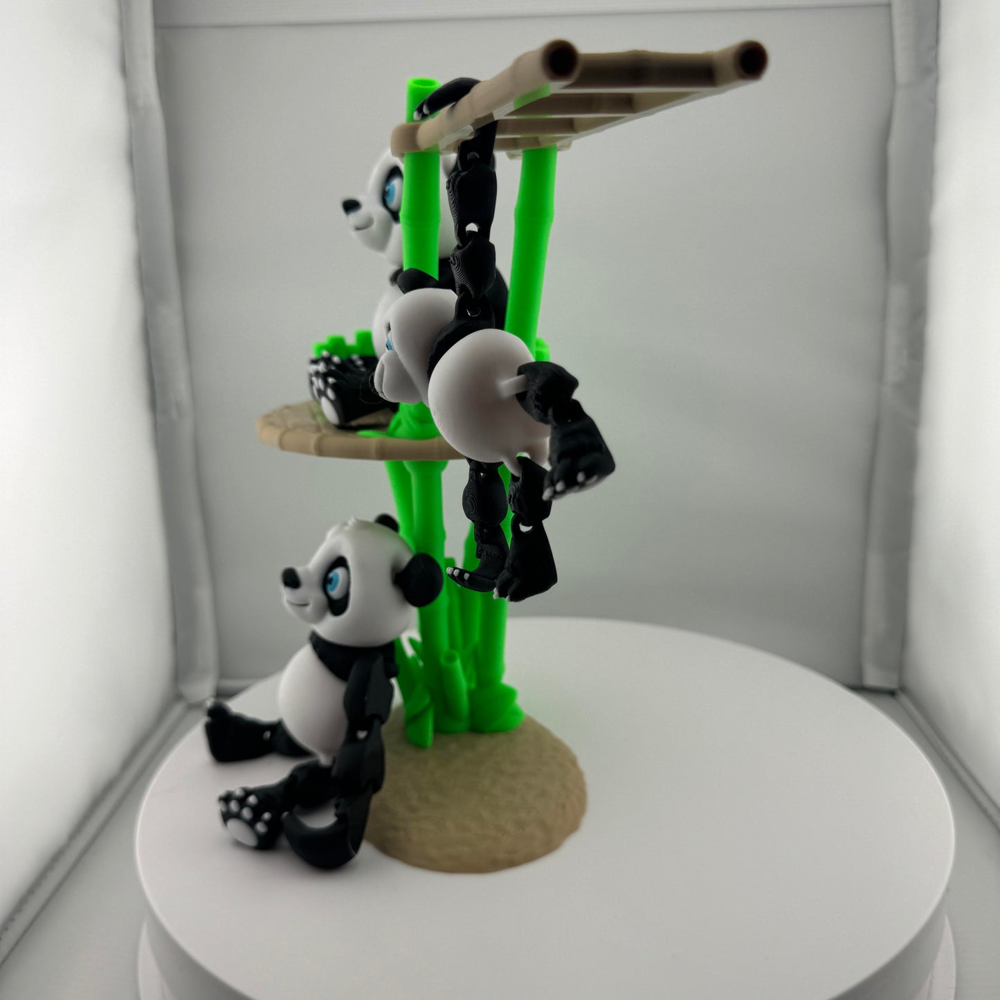 Articulating Panda Family